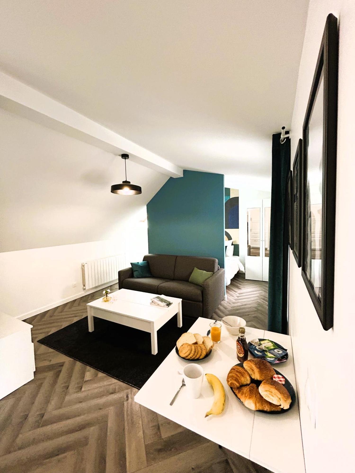 מונטריי La Maison Hugo מראה חיצוני תמונה